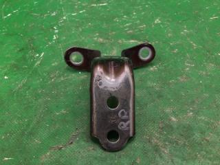 Петля двери нижняя правая KIA FORTE/CERATO TD 08-13 2009