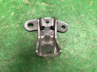 Петля двери нижняя задняя левая KIA SORENTO XM 09-14 XM 2.4 G4KJ