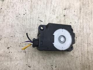 Моторчик заслонки печки LEAF 10-17