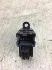 Кнопка стеклоподъемника задняя левая LEAF 10-17