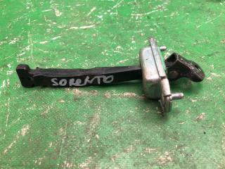 Ограничитель двери задний левый SORENTO XM 09-14 2009 XM 2.4 G4KE