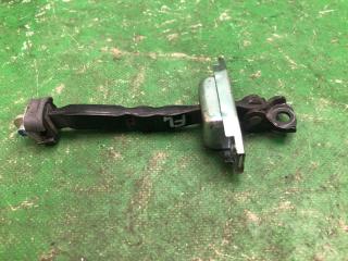 Ограничитель двери передний TOYOTA CAMRY 55 14-17 ASV50 2.5 2ARFE