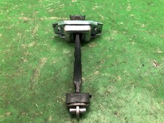 Ограничитель двери передний CAMRY 55 14-17 2015 ASV50 2.5 2ARFE