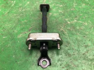 Ограничитель двери передний PATHFINDER R52 12-21 2018 R52 3.5 VQ35DD
