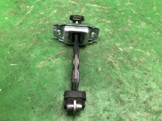 Ограничитель двери передний CAMRY 55 14-17 2016 ASV50 2.5 2ARFE