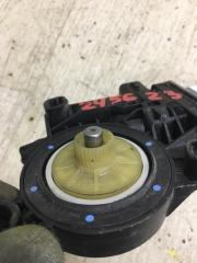 Моторчик стеклоподъемника задний левый JETTA USA 10-17