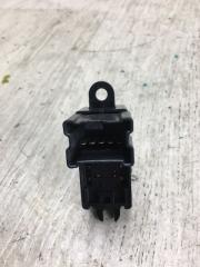 Кнопка стеклоподъемника задняя NISSAN X-TRAIL/ROGUE T32 13-20 T32 2.5 QR25DE