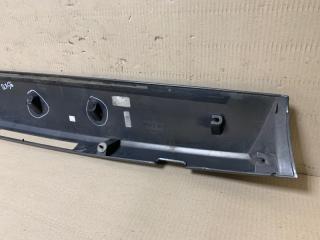 Спойлер крышки багажника QX56 / TITAN / ARMADA 04-16