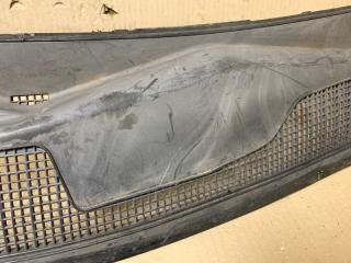 Пластик под лобовое стекло / Жабо HIGHLANDER 01-07