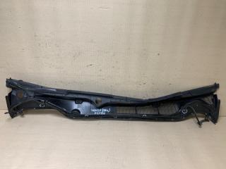 Пластик под лобовое стекло / Жабо VENZA 09-16 2011 Внедорожник 3.5 2GR-FE