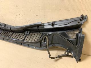 Пластик под лобовое стекло / Жабо VENZA 09-16 2011 Внедорожник 3.5 2GR-FE