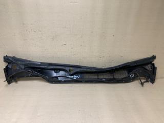 Пластик под лобовое стекло / Жабо VENZA 09-16 2011 Внедорожник 3.5 2GR-FE