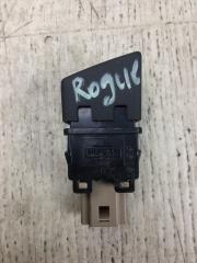 Кнопка аварийной сигнализации X-TRAIL/ROGUE T32 13-20 2017 T32 2.5 QR25DE