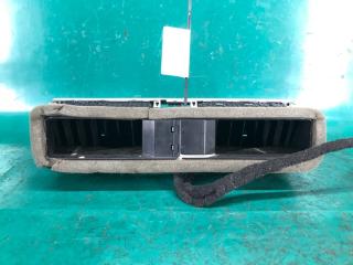 Дефлектор воздушный PASSAT B8 14- 2016 Седан 1.8 CPRA