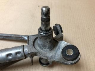 Трапеция стеклоочистителей MDX (YD2) 06-13