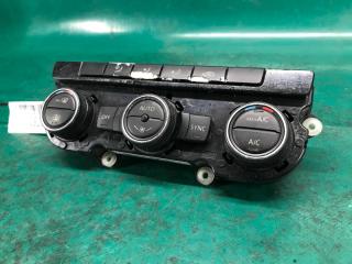 Блок управления печкой PASSAT B8 14- 2016 Седан 1.8 CPRA