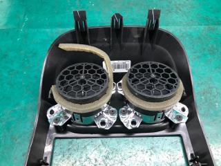 Накладка торпедо центр. PATRIOT 10-17 2011 Внедорожник 2.4 ED3