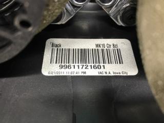 Накладка торпедо центр. PATRIOT 10-17 2011 Внедорожник 2.4 ED3