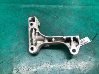 Кронштейн промежуточного вала правый JEEP CHEROKEE 14- Внедорожник 2.4