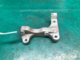 Кронштейн промежуточного вала правый CHEROKEE 14- 2017 Внедорожник 2.4