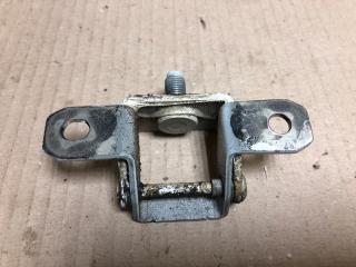 Петля крышки багажника левая JUKE 10-19 2012 Хетчбек 1.6 MR16DDT