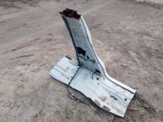 Стойка кузова средняя левая NV200 USA 13- M20X