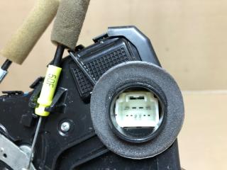 Замок двери передний правый TOYOTA CAMRY 40 06-11 ACV40 2.4 2AZFE