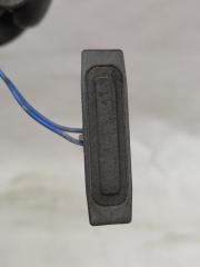 Кнопка открывания багажника наружная M35/M45 04-10