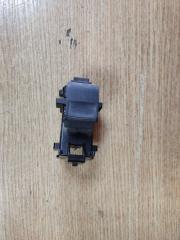 Кнопка стеклоподъемника TOYOTA CAMRY 55 14-17
