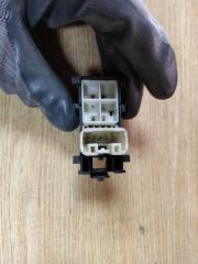 Кнопка стеклоподъемника TUNDRA 07-13