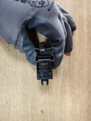 Кнопка стеклоподъемника JUKE 10-19 2011 Внедорожник 1.6 MR16DDT