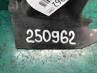 Дефлектор радиатора правый FIESTA 08-17 2013 Хэтчбек 1.6 XDEZ