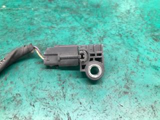 Датчик удара передний левый FORD FIESTA 08-17 2013