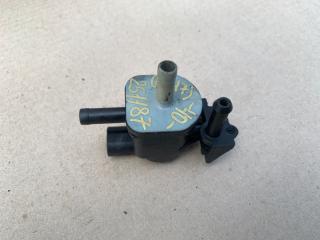 Клапан электромагнитный (вакуумный) TOYOTA CAMRY 40 06-11 2008 Б/У Клапан электромагнитный (вакуумный) TOYOTA CAMRY 40 06-11 2008