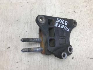 Кронштейн двигателя FORTE/CERATO TD 08-13 2010 TD 2.0 G4KD