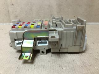 Блок предохранителей салон CAMRY 30 02-06 2005 2.4 2AZFE