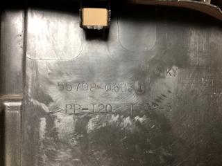 Пластик под лобовое стекло / Жабо TOYOTA CAMRY 30 02-06 2.4 2AZFE