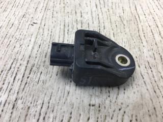 Датчик удара передний правый TOYOTA PRIUS - 30 09-17