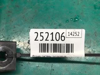 Фланец системы охлаждения TRIBUTE 00-07 2001 Внедорожник 3.0