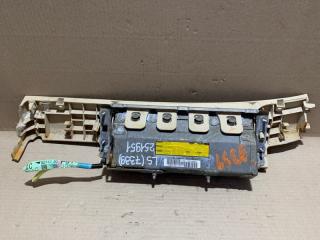 Подушка безопасности в колени правая LEXUS LS460 06-12 USF40 4.6