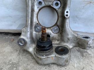 Кулак поворотный левый LS460 06-12 2011 USF40 4.6