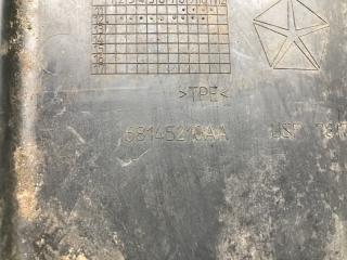 Дефлектор радиатора левый DART 12-16