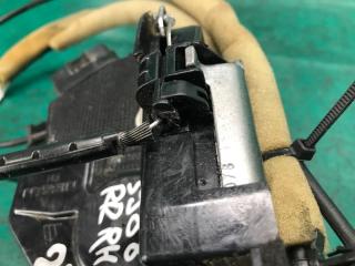 Замок двери задний правый SENTRA B17 12-21 2015 Седан 1.8 MRA8DE