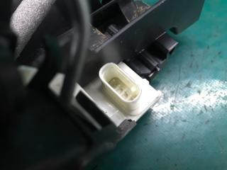 Замок двери передний правый QX30 16-20 2018 Внедорожник 2.0 20PET