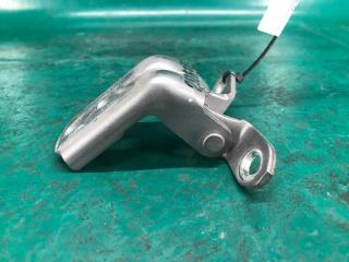 Петля двери нижняя передняя левая ROGUE 08-15 2013 Внедорожник 2.5 QR25DE