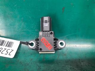 Датчик удара передний левый KIA SORENTO XM 09-14 2010