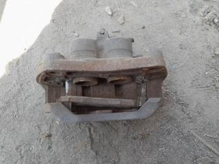 Суппорт тормозной передний правый M35/M45 04-10