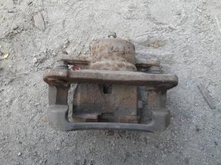 Суппорт тормозной передний левый CAMRY 40 06-11