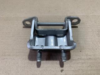 Петля двери верхняя задняя левая PATHFINDER R52 12-21 2020 R52 3.5