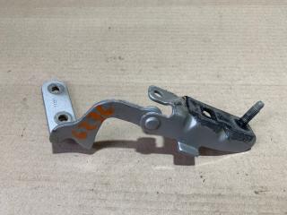 Петля крышки багажника правая PATHFINDER R52 12-21 2020 R52 3.5